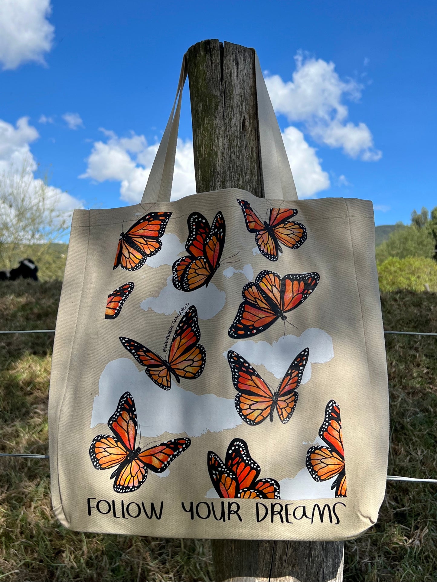 TOTE BAGS