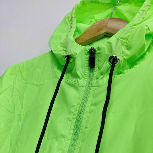 CHAQUETA IMPERMEABLE VERDE NEON - HWCOLOMBIA