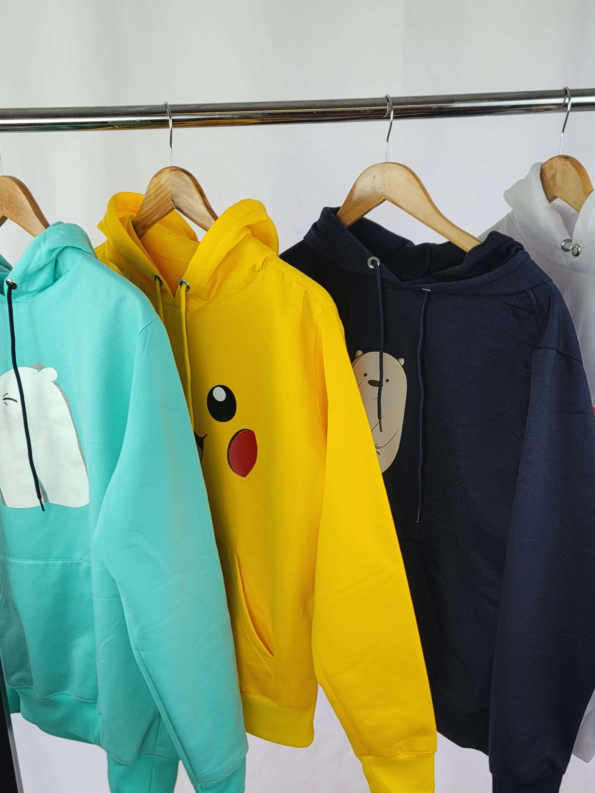Buzos Básicos Estampados Muestras