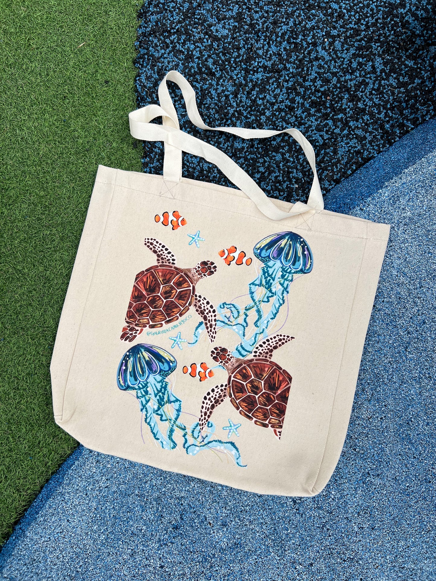 TOTE BAGS