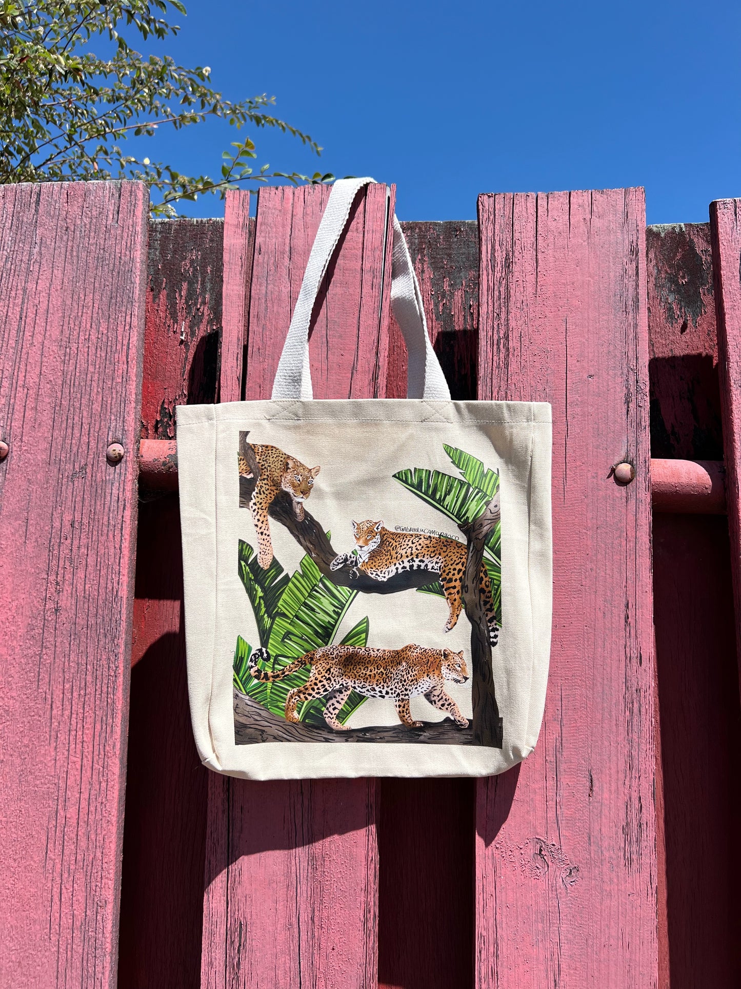 TOTE BAGS