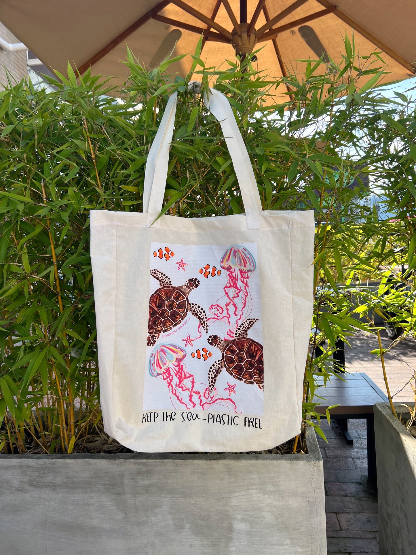 TOTE BAGS
